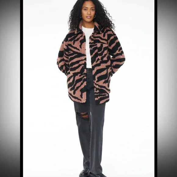 Pistola Lynn Oversized Shearling Jacket - Picture 6 of 9